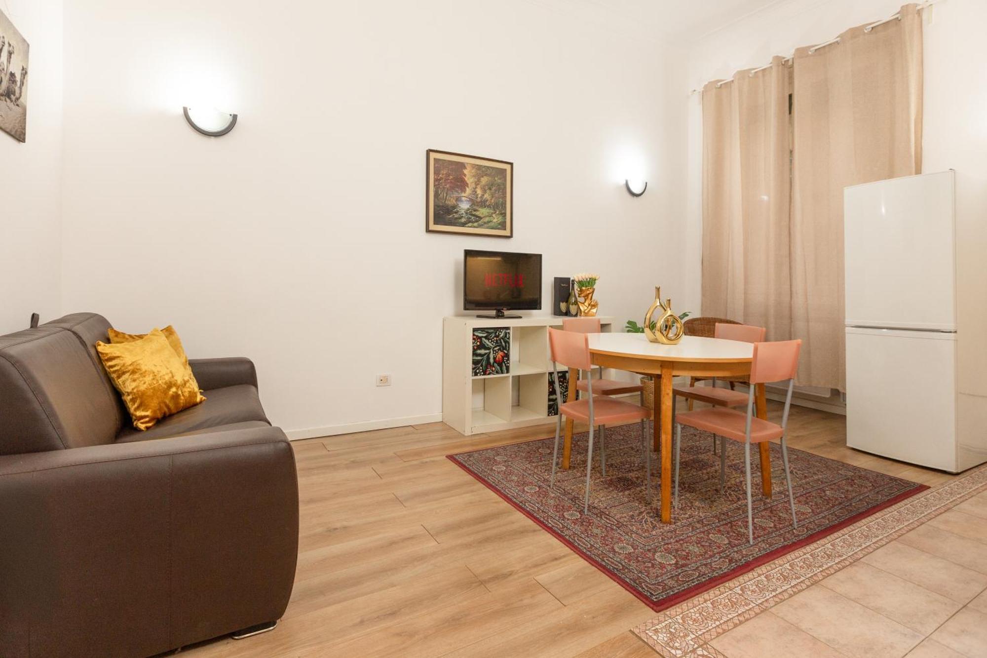 Free Parking - Retreat In Centrale *